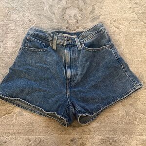 Levi's Vintage-Inspired Blue Denim Shorts